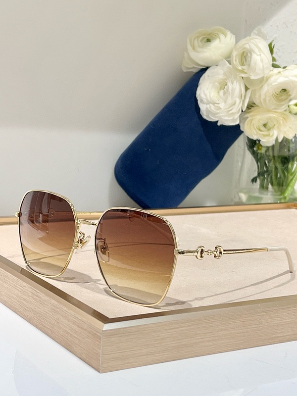 Gucci Sunglasses 12